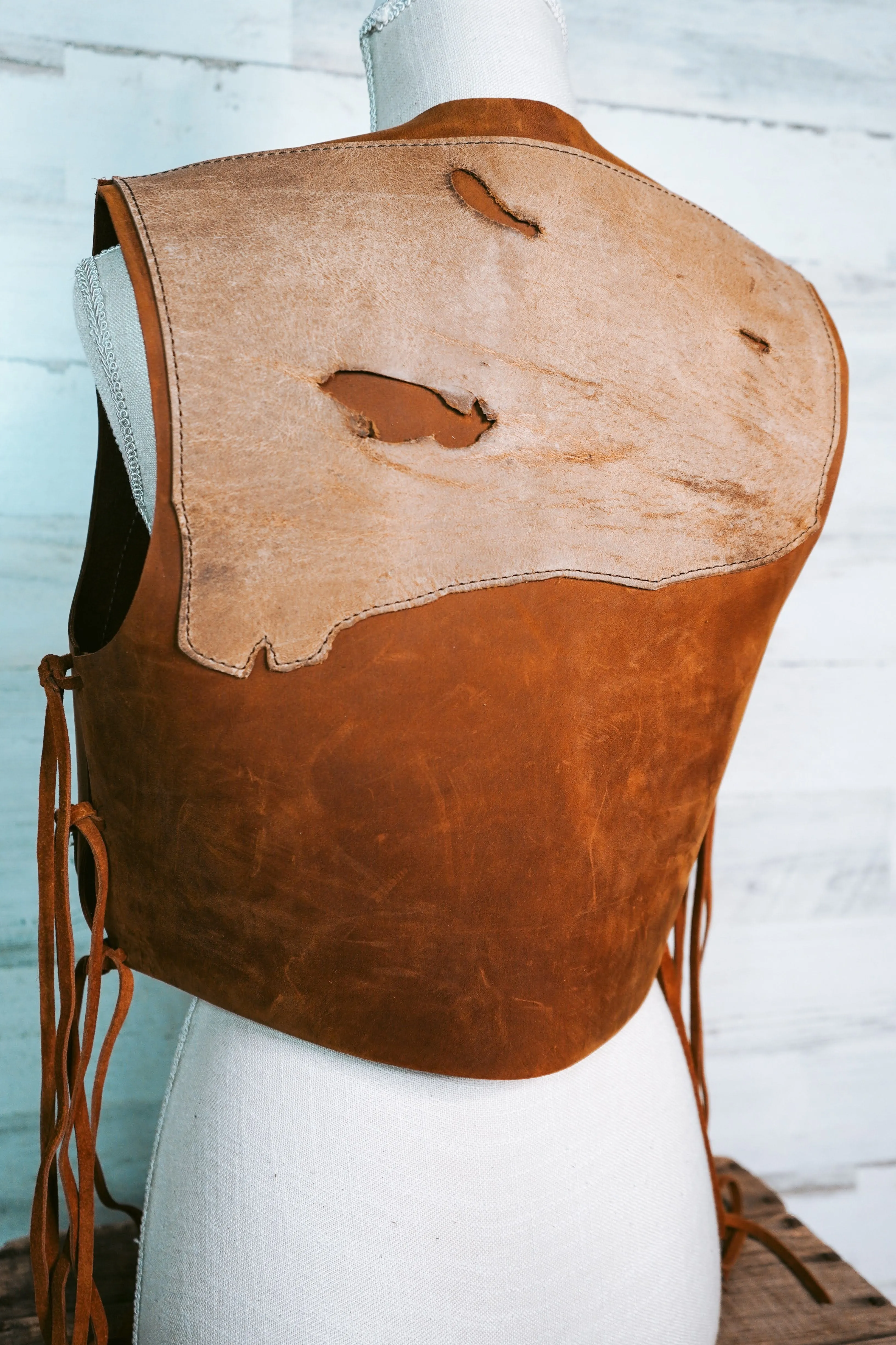 Dana's Frontier Vest 01