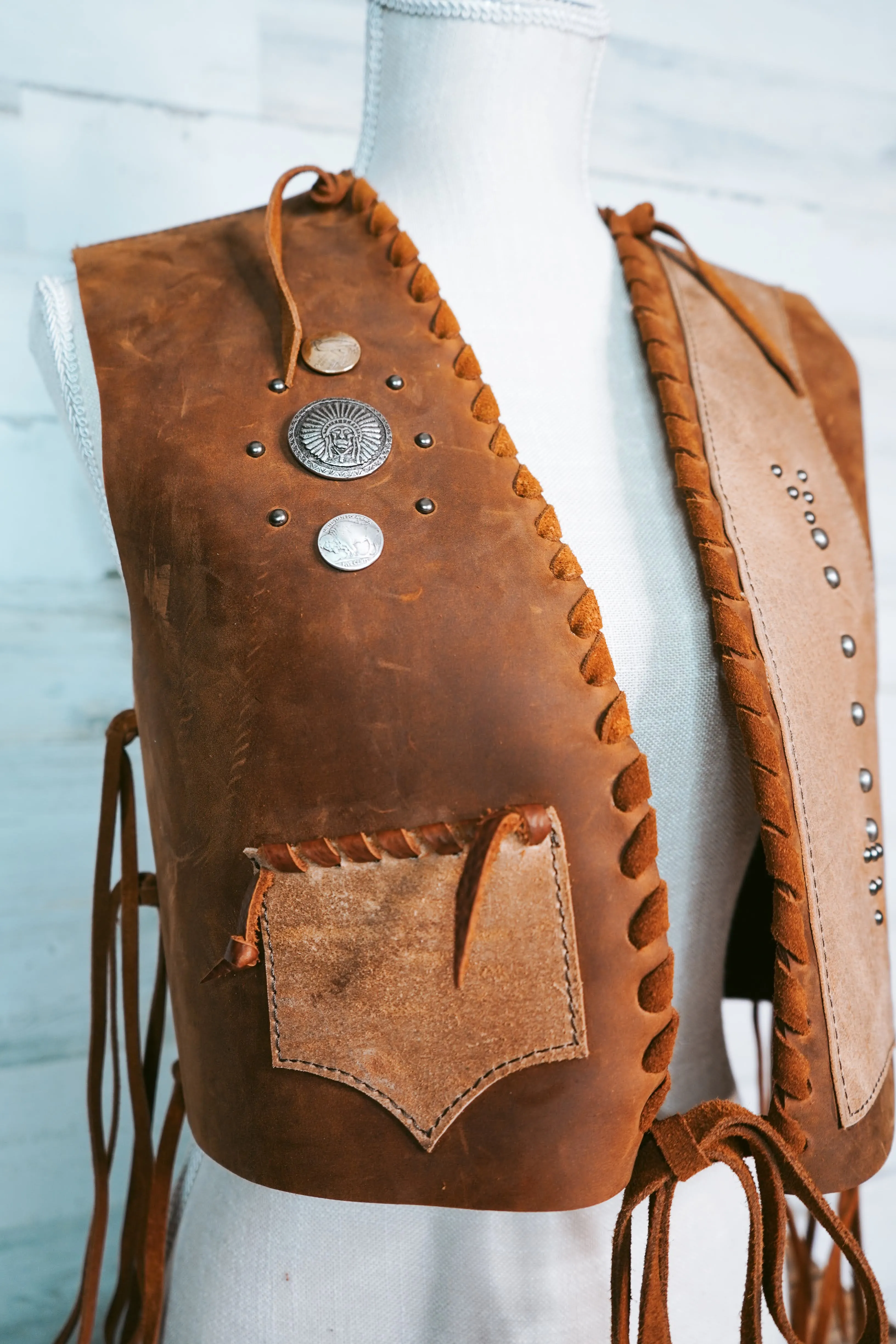 Dana's Frontier Vest 01